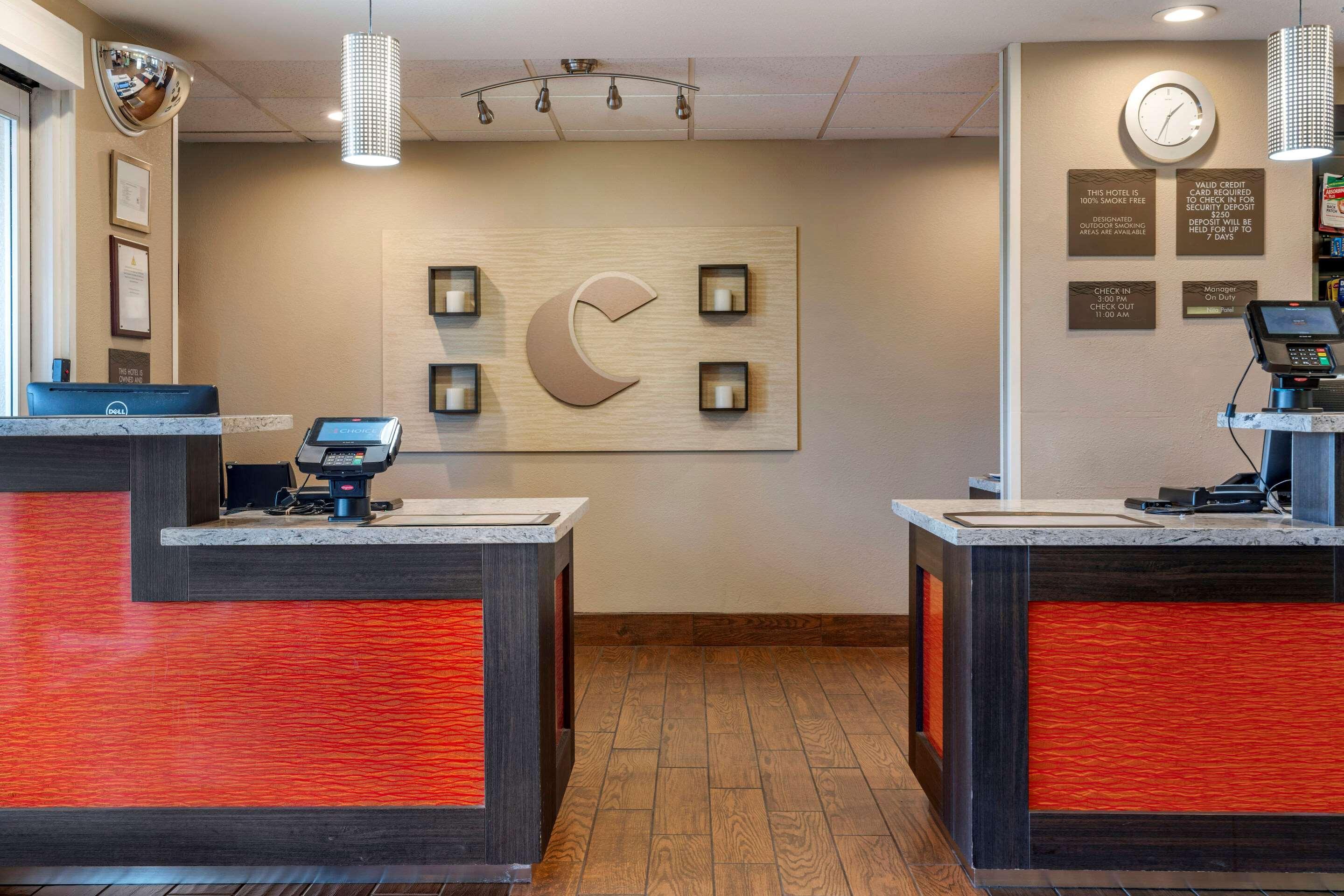 Comfort Inn & Suites Sacramento - University Area Экстерьер фото