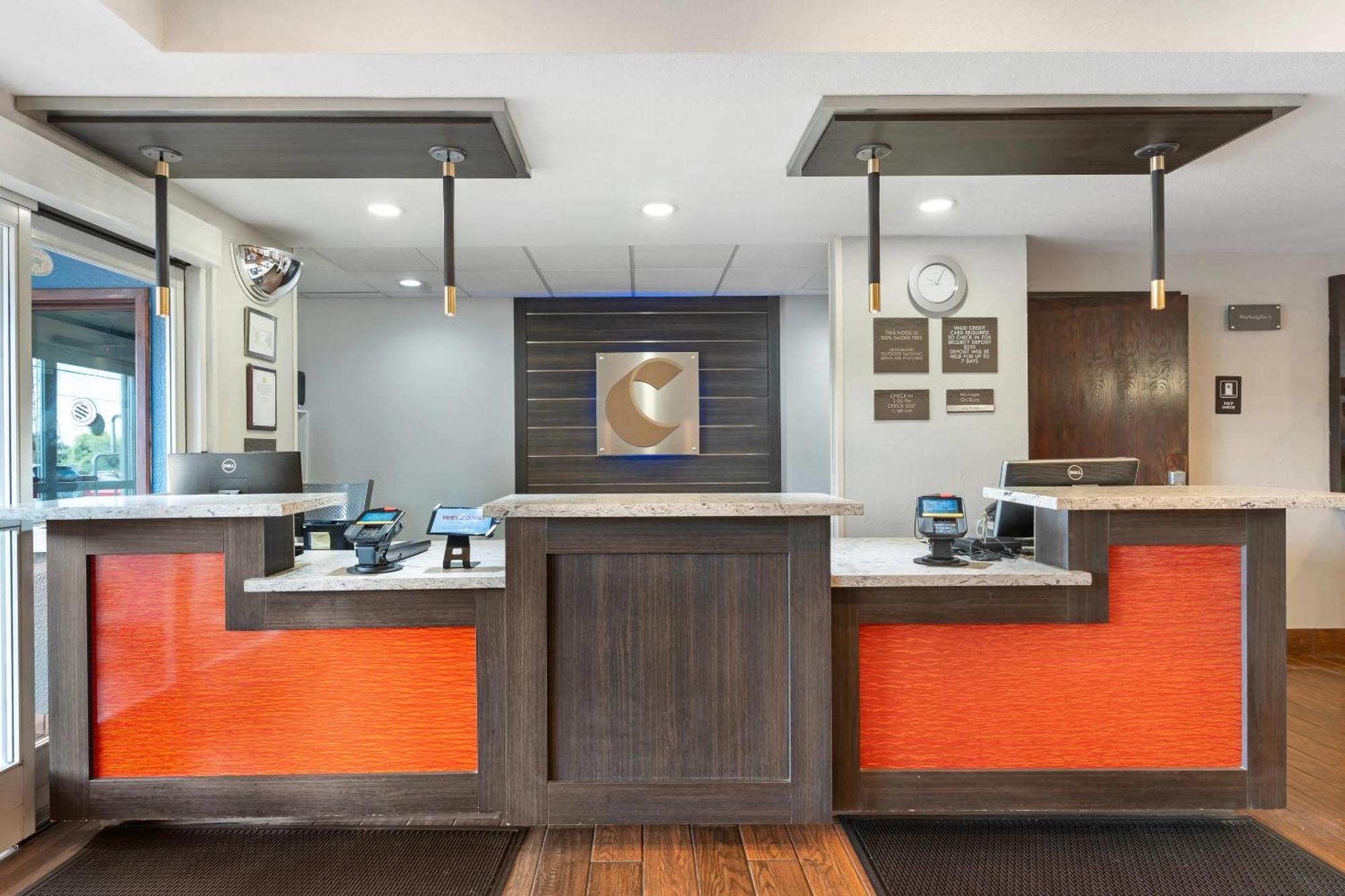 Comfort Inn & Suites Sacramento - University Area Экстерьер фото